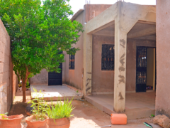 Maison à louer à Nagrin